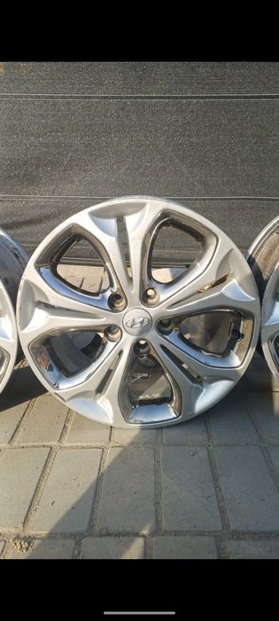 Продаётся Диски R17  цена договорная