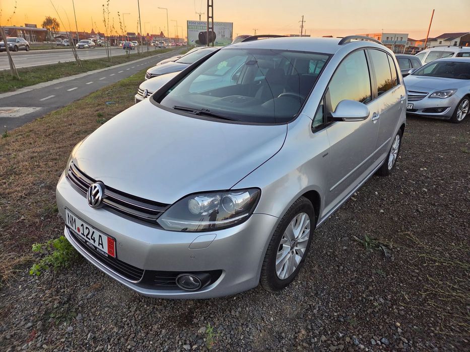 Volkswagen Golf Plus 2.0 TDI, 140 CP, Xenon, Webasto, cameră marșarier