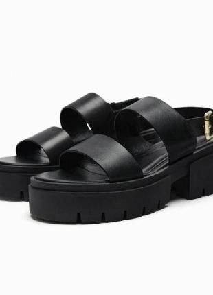 Кожанные 37 размер Zara