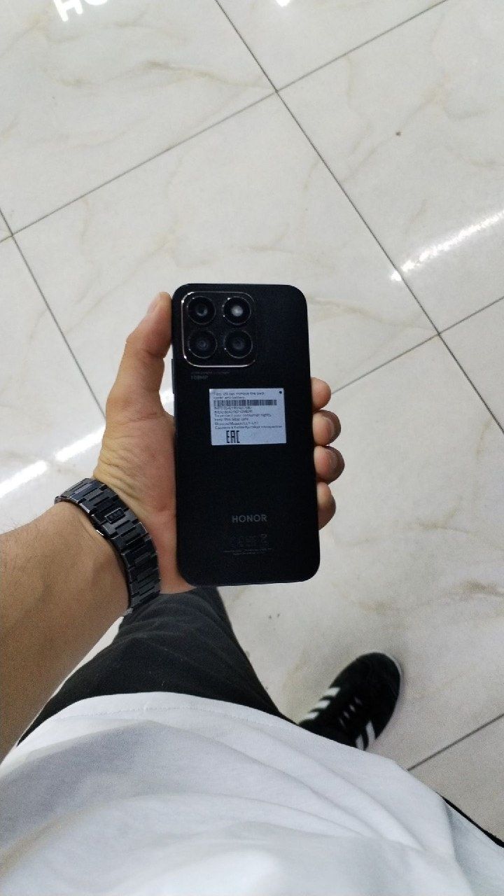 Honor X8b 8/128 rangi qora xolati idyal