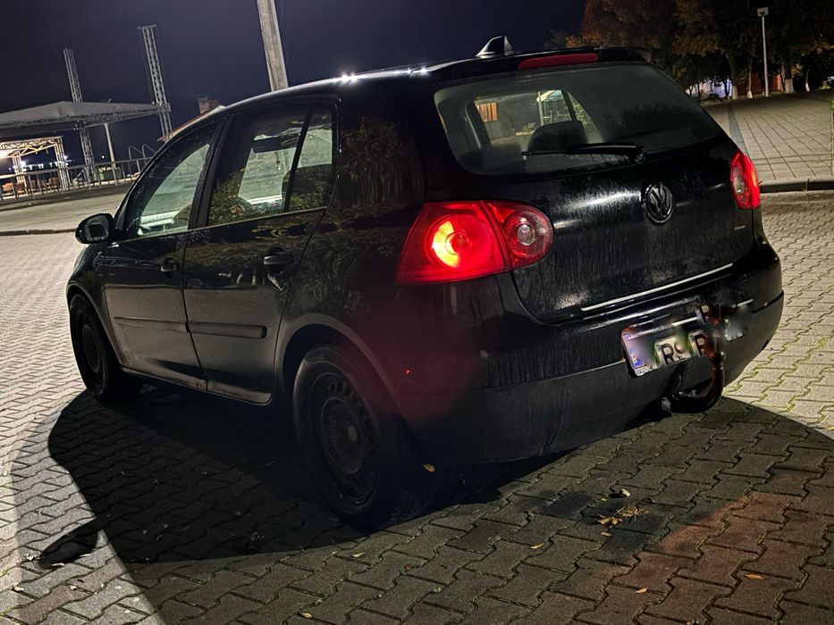 GOLF 5 1.9 TDI vand sau schimb