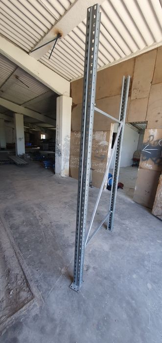 Rafturi metalice zincate