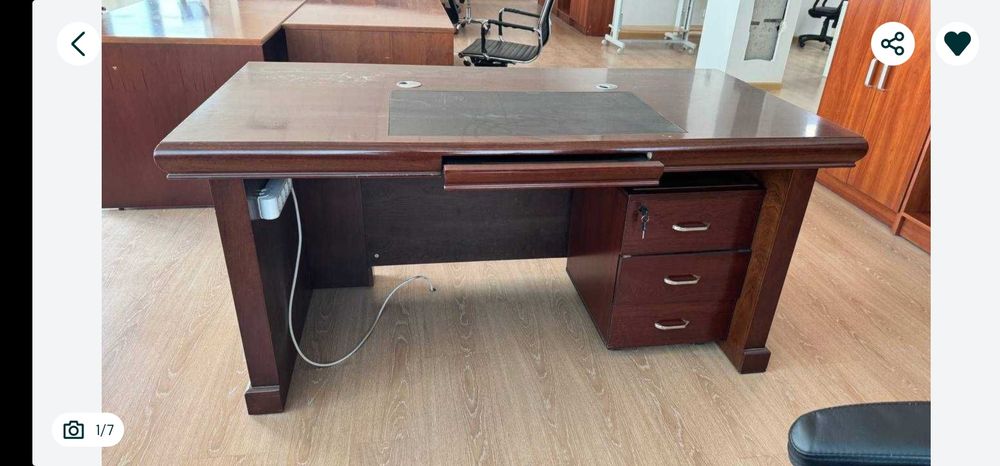 Офисный стол руководителя / Директорский стол