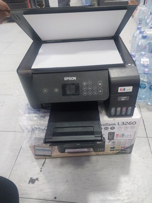 Wife svetnoy printer Epson Eco Tank L3260