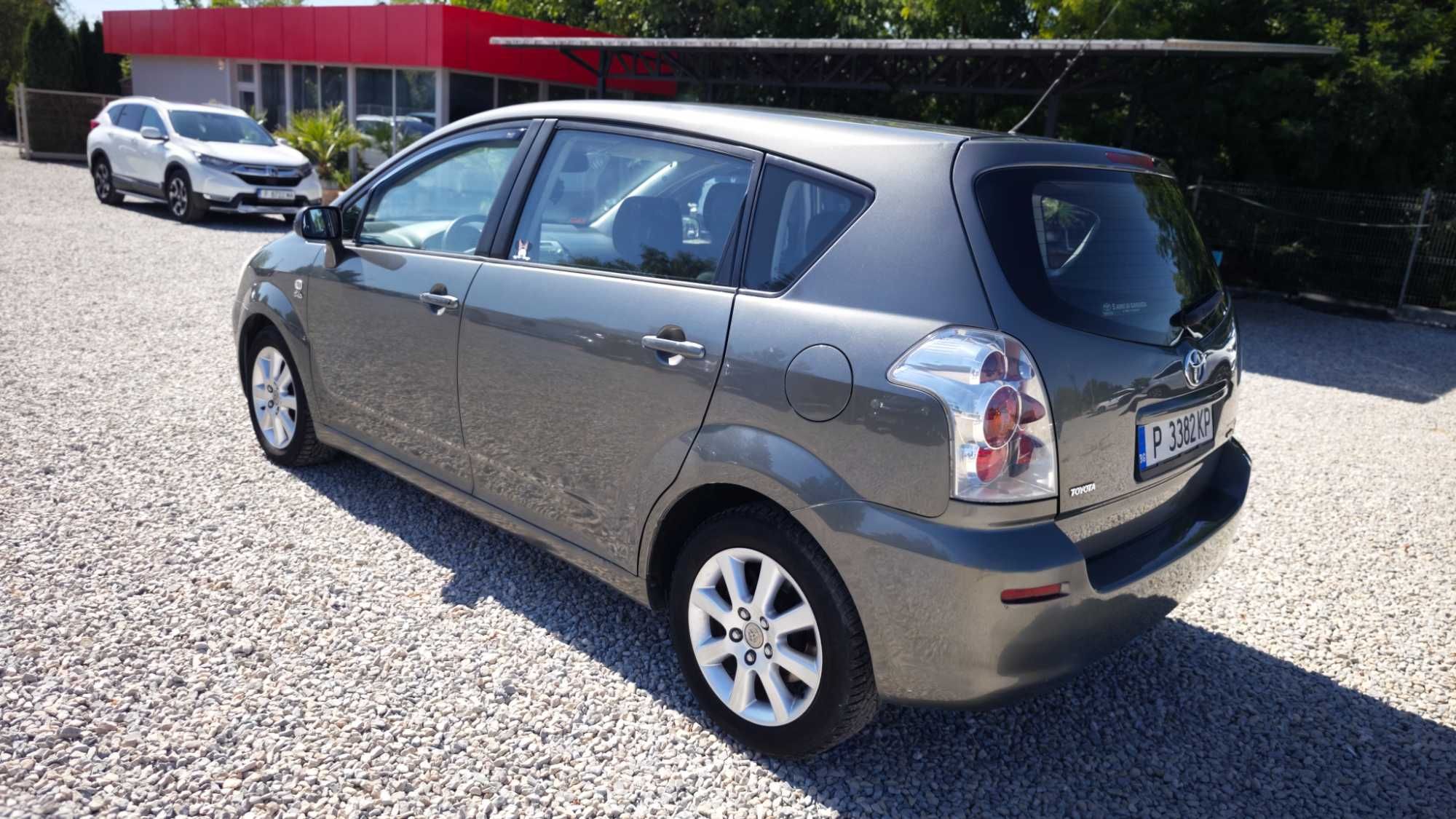 ВСИЧКО ПЛАТЕНО/Обслужен/Нови Гуми Toyota Corolla Verso