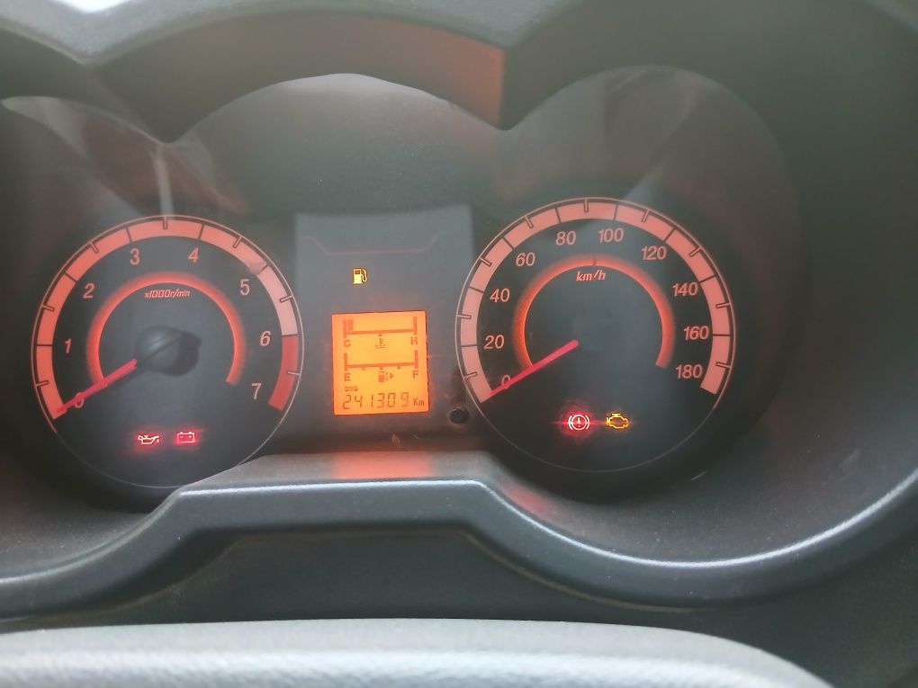 Changan srochna sotiladi