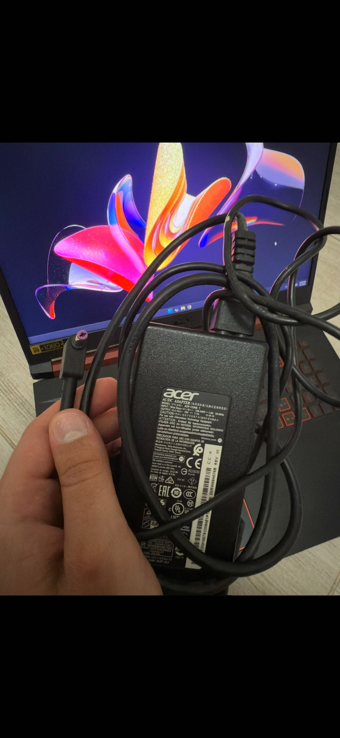 Laptop Gaming Acer Nitro 17 inch full hd I5 Gen 9 GTX 1050 3Gb