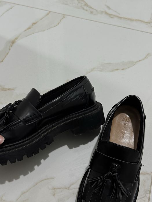 Лоуфъри черен лак H&H