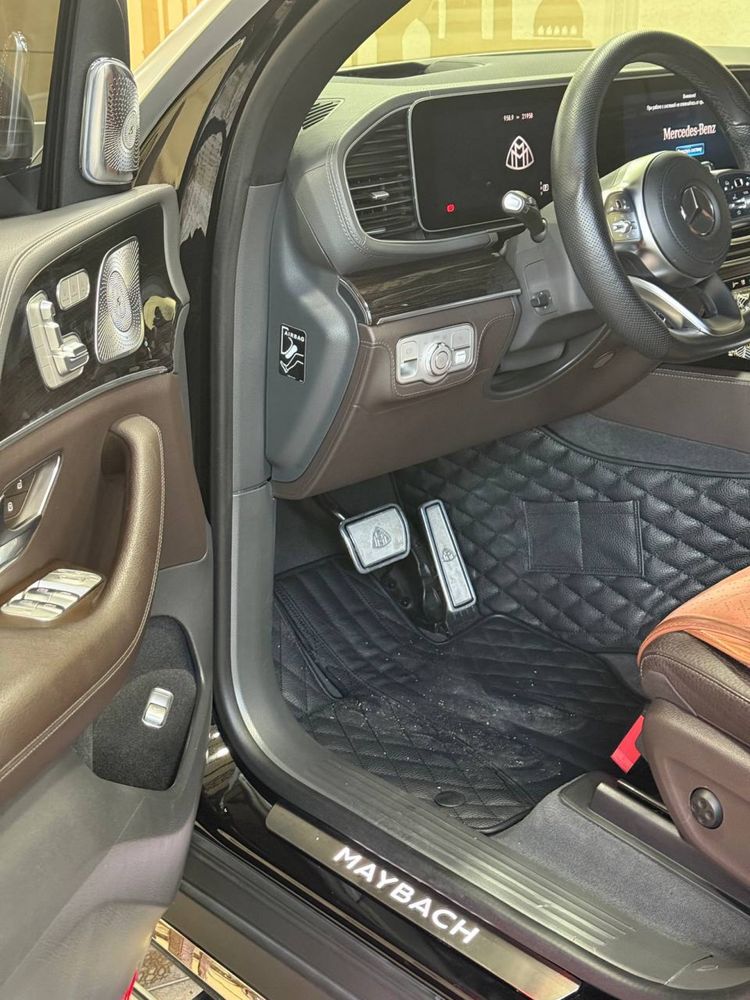 Mercedes benz GLS 450 черный 2021 год