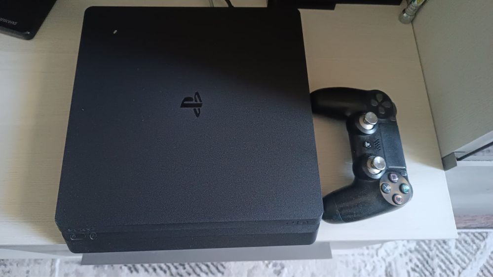 Ps 4 slim 1TD памяти
