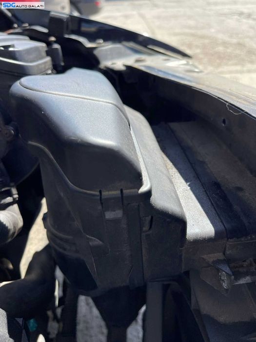 Priza Deflector Difuzor Captare Aer Skoda Octavia 2 Skoda Octavia 2 1.6 FSI 2004 - 2013 [C4120]