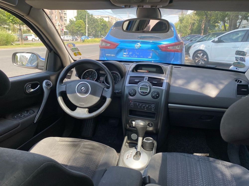 Renault Megane 1.6 automat si PANORAMIC