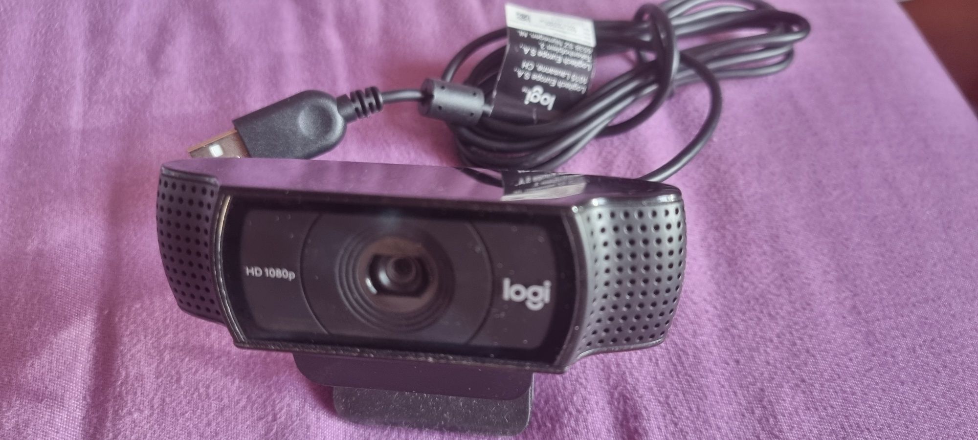 Pachet webcam Logitech 920 pro full HD autofocus si Mifi E5577c router