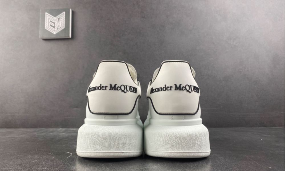 Adidasi Alexander McQueen