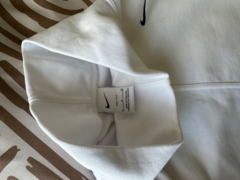 Бяло дълго худи Nike