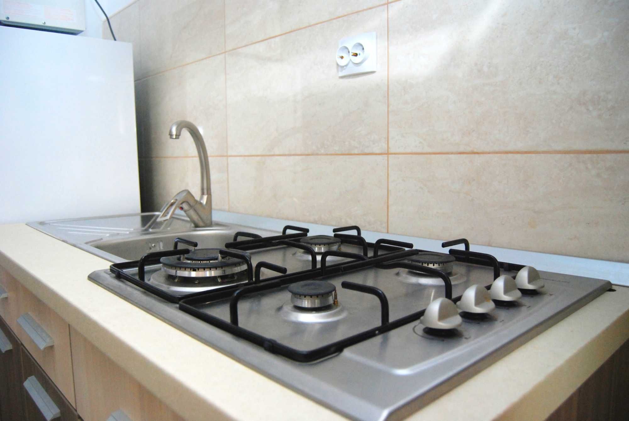 Inchiriez apartament 2 camere Summerland