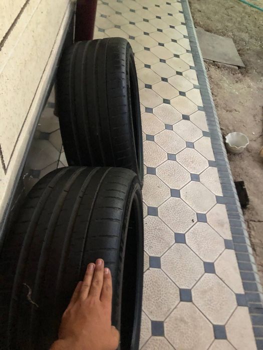 255 40 ZR21 Michelin Pilot Sports 2 Dona holati yaxshi