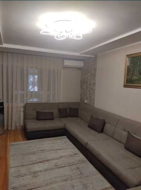 Срочно Продаю 3/2/4 Саракулька Американская Школа