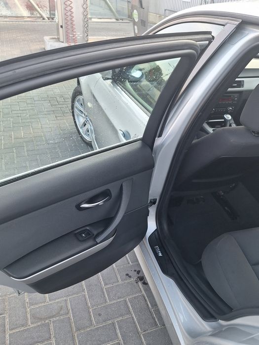 BMW E90 318D 170.000KM