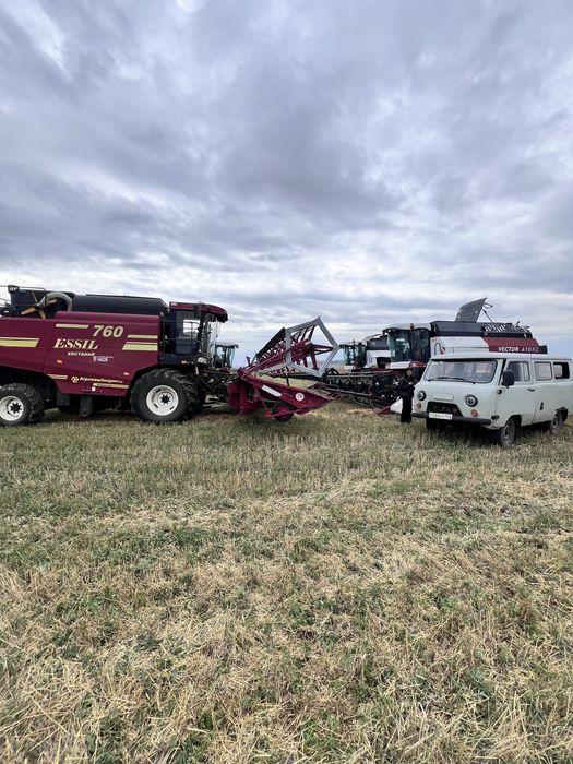 Уборка урожая. Услуги комбайна. Вывозка. Услуги камазов