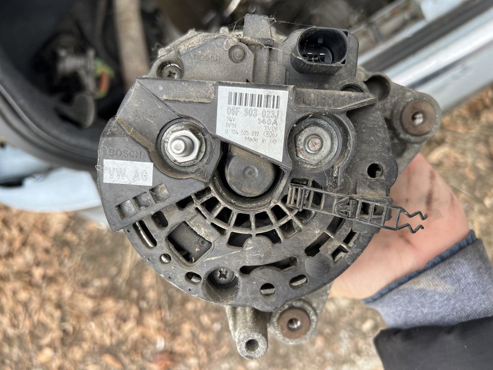 Alternator Audi A4 B7 2.0 diesel BRD