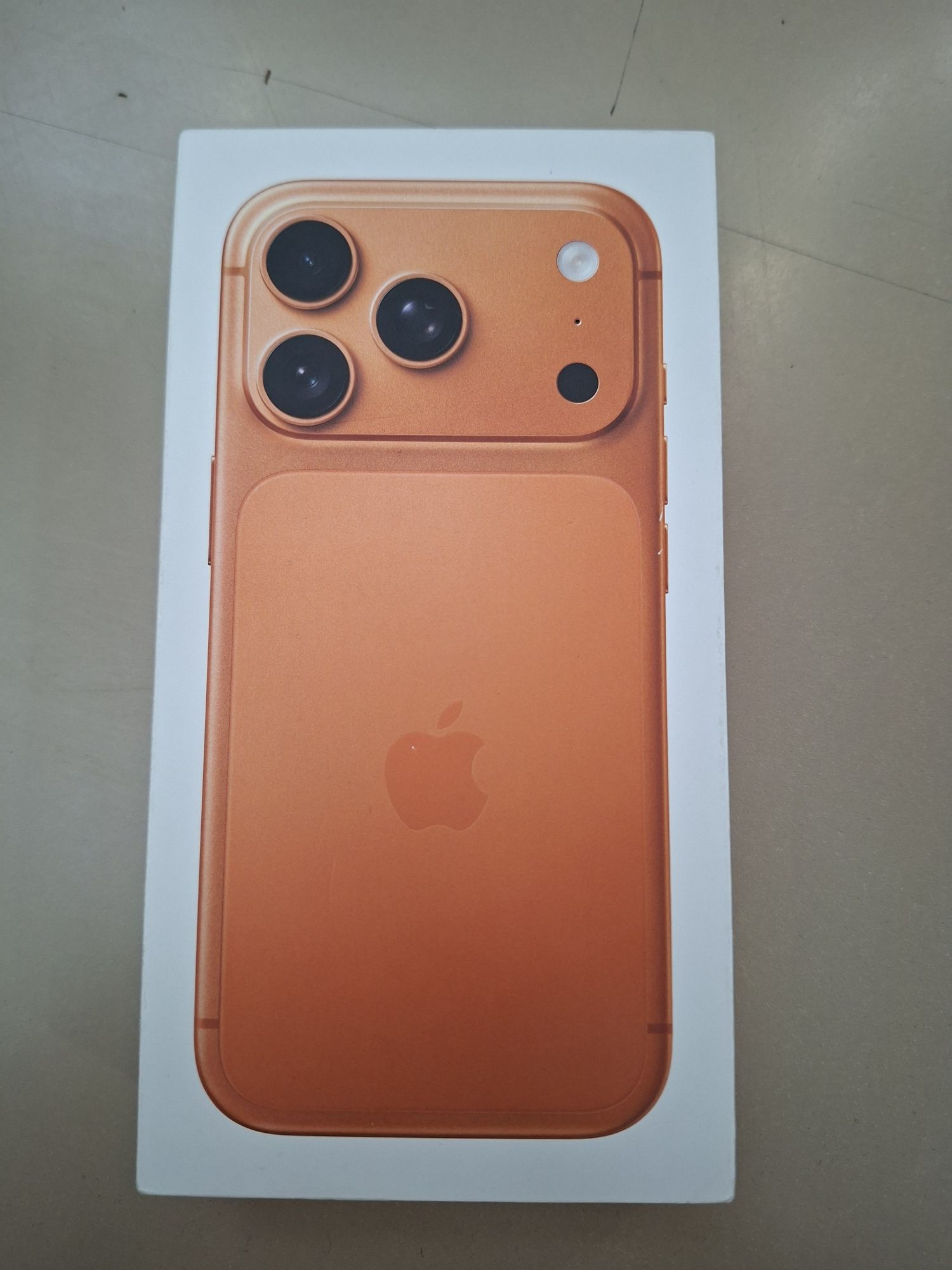 Iphone 17 pro srochno sotiladi