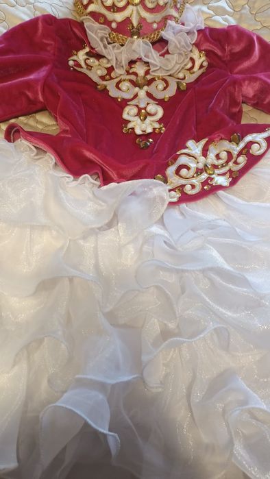 Платья на девочку