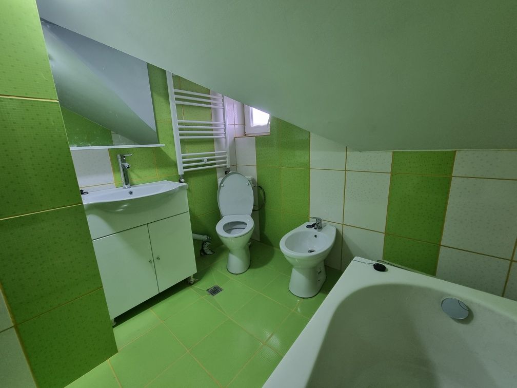 Apartament trei camere Iași