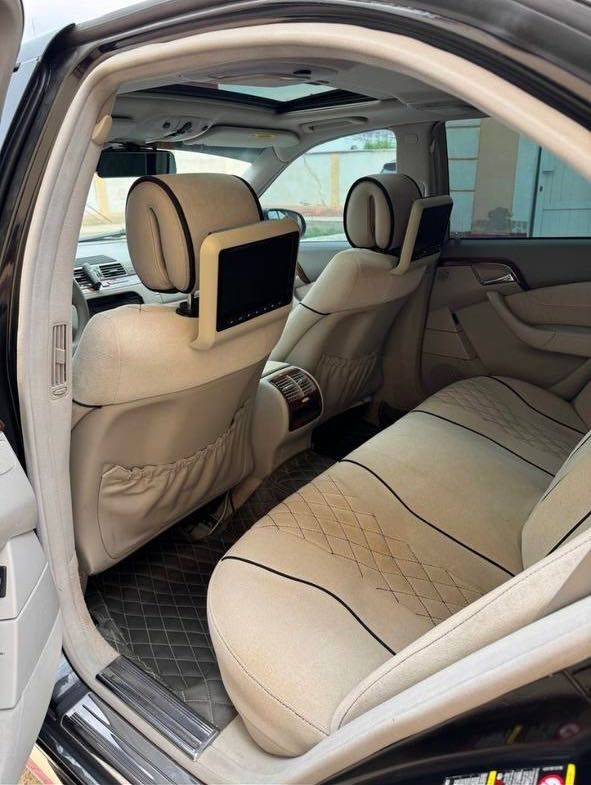 Sotiladi Мерседес Бенз W220