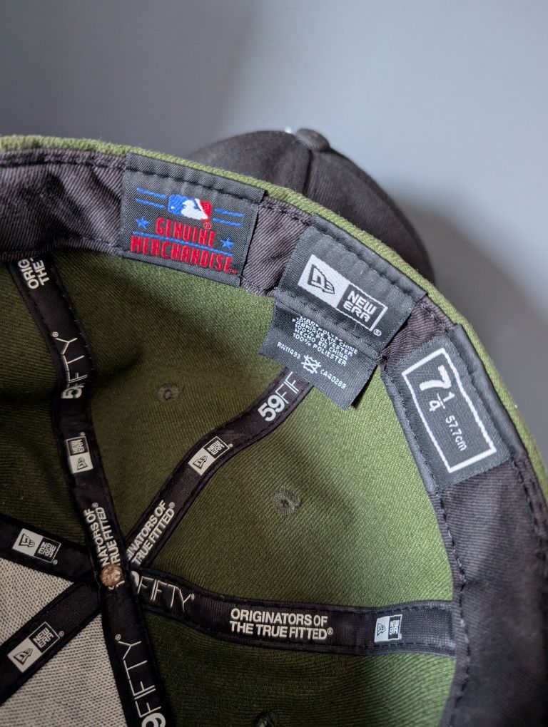 Шапка с козирка New Era