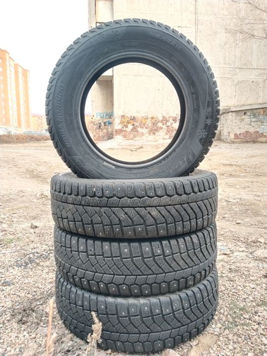 Продам Зимнюю резину 185/65/15