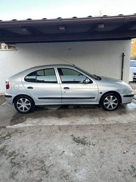 vand renault megane sau schimb cu scuter electric