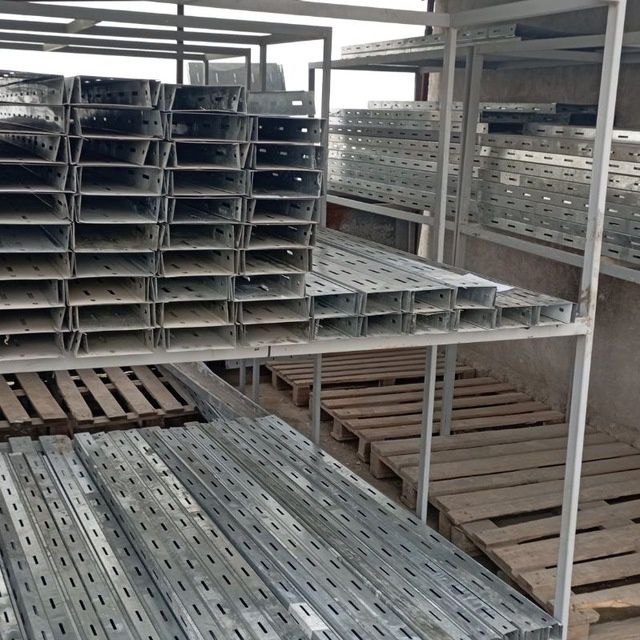 Latoklar va aksessuarlar