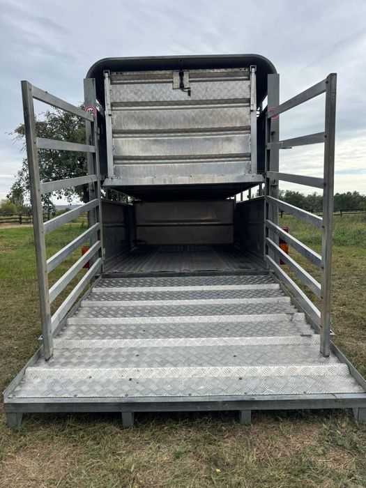 Remorca transport animale M-TEC