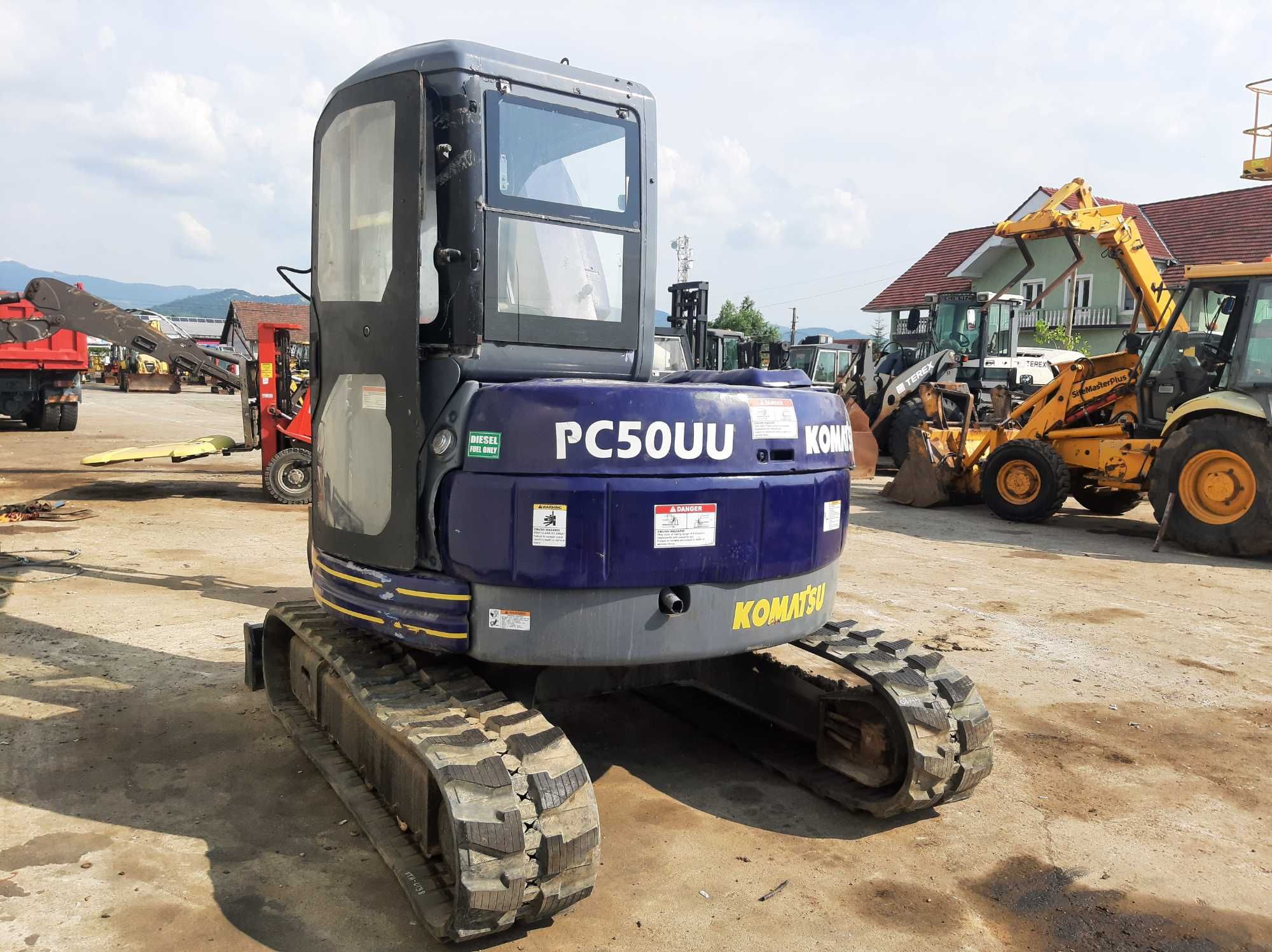 Miniexcavator Komatsu PC50UU-2 , 2005 , 5 tone
