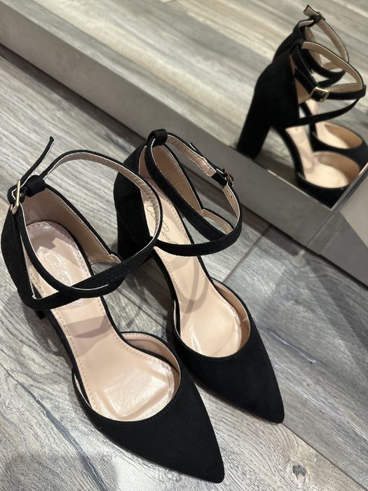 Страхотни обувки на ток