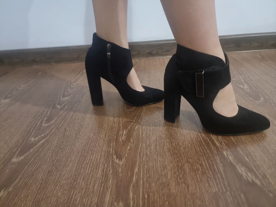 Замешевие туфли 38 размер 60 000 сум Узи 450 000 сумга олинган kablok