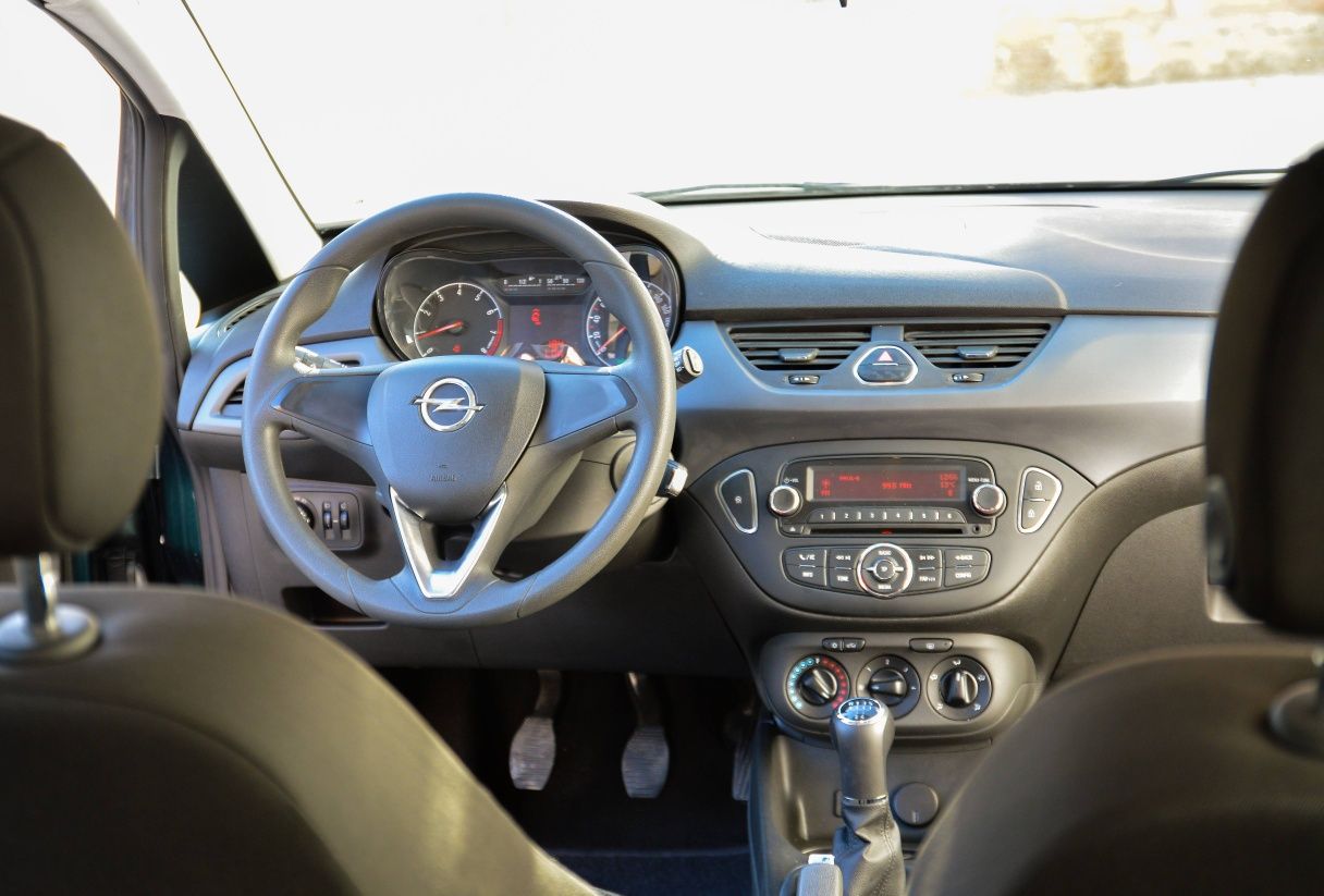 2015г Opel Corsa E 1.2i - 61000км.