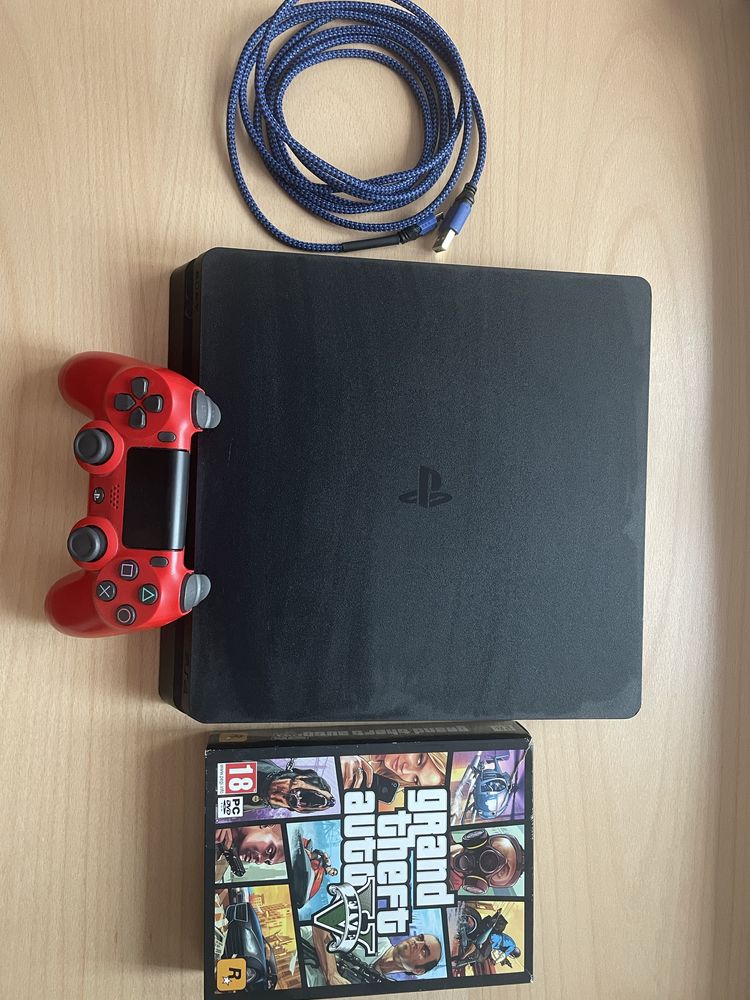 PS4 Slim 500GB + Джойсти + GTA V PC DVD - Отлично сьстояние