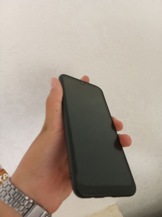 Samsun A30 32Gb  hamma joyi yaxshi karobka dakument bor 850ming keliwa