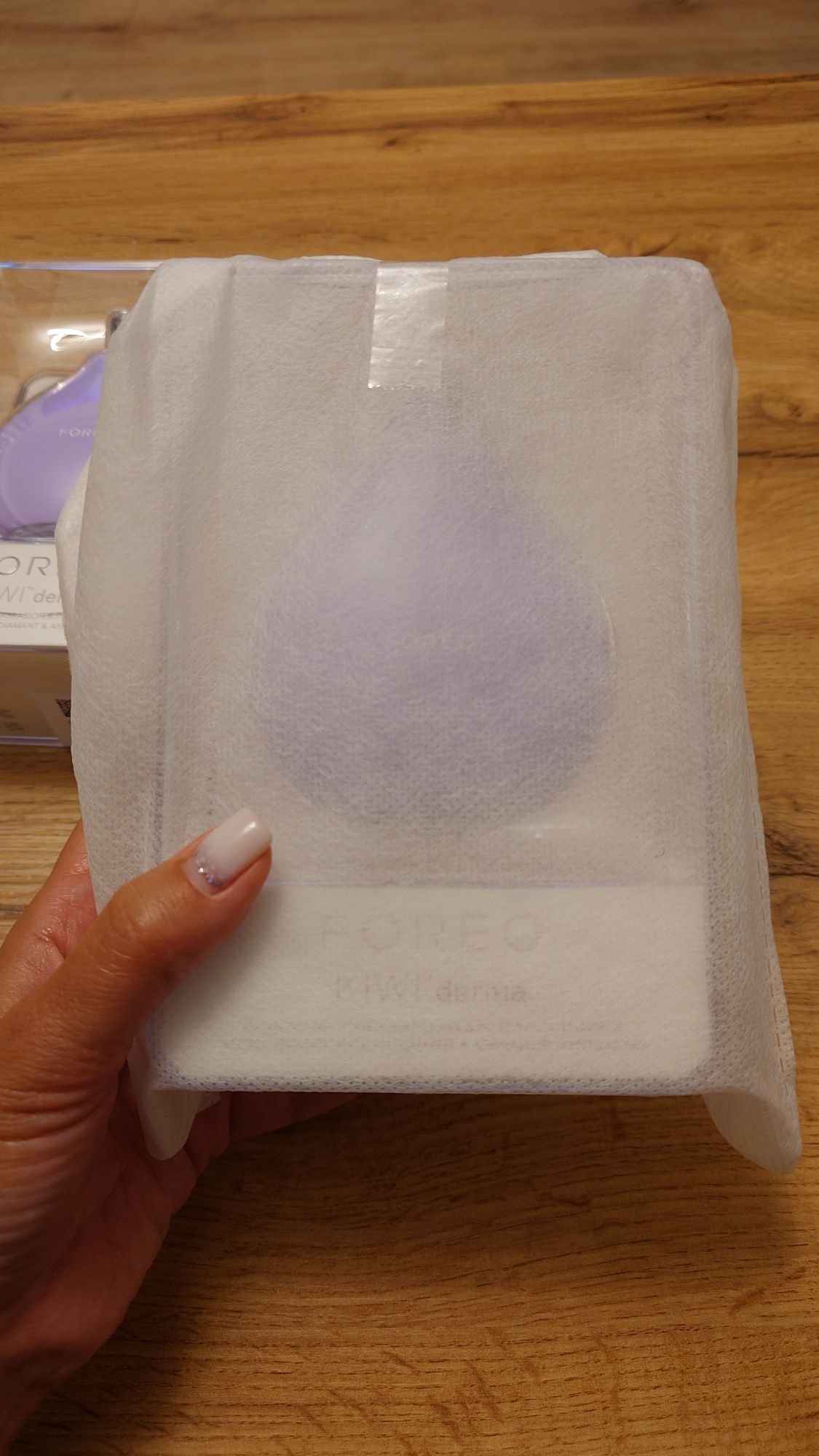 Чисто нов Foreo Kiwi Derma