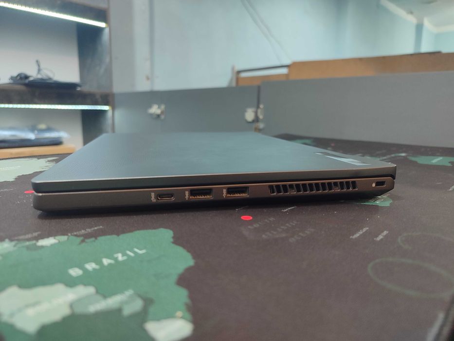 Мощный игравой ноутбук Asus Rog Zephyrus AMD Ryzen 7-4800HS GTX1650