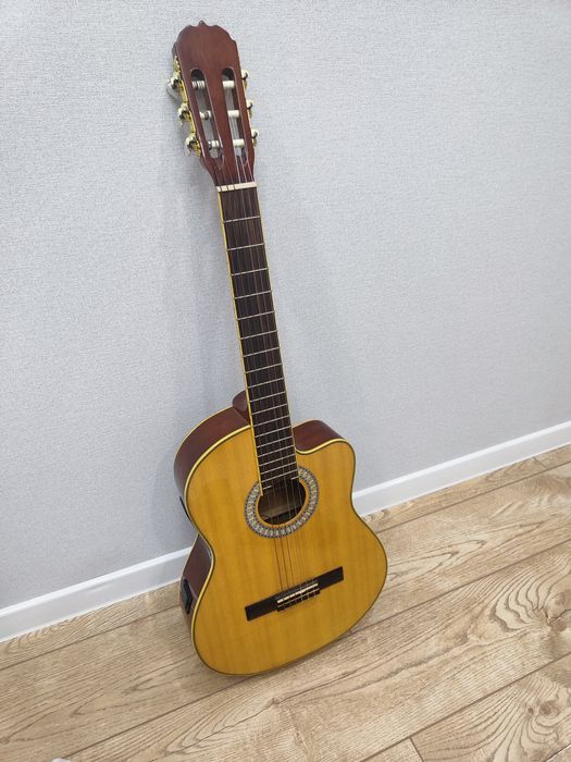 Гитара EMIO SC-120