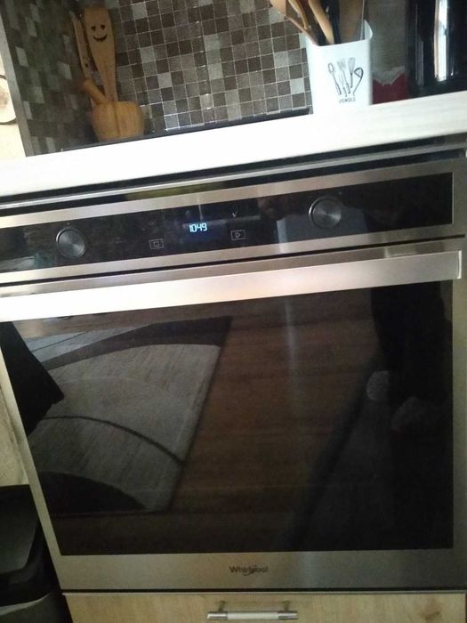 Продавам фурна за вграждане