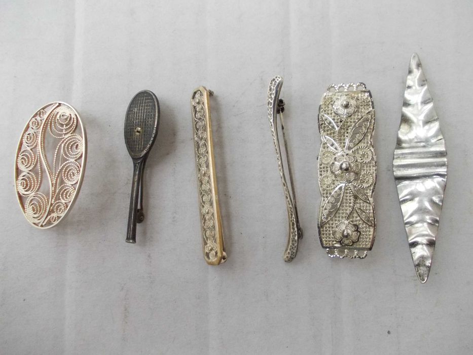 6 brose vechi din argint