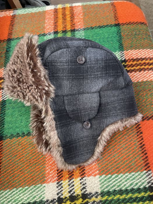 Пухена ушанка “Fossil”