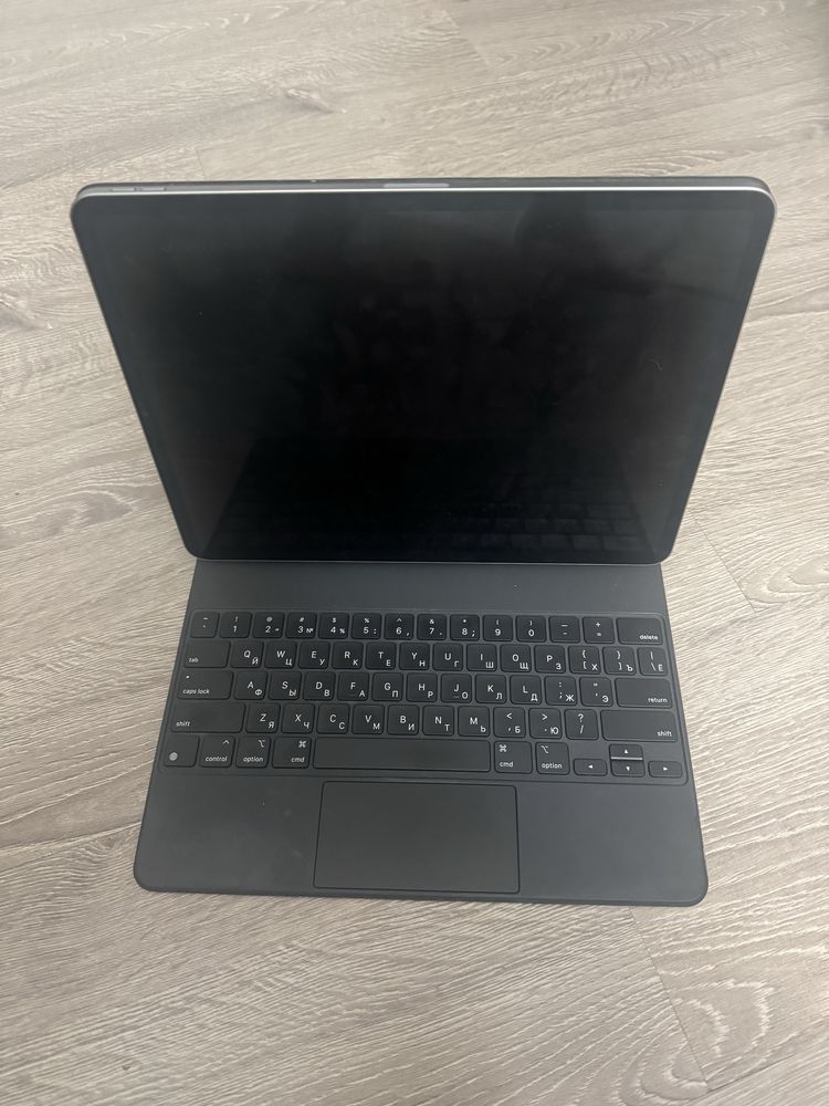 Ipad диагональ 12,9 в комплекте magic keyboard