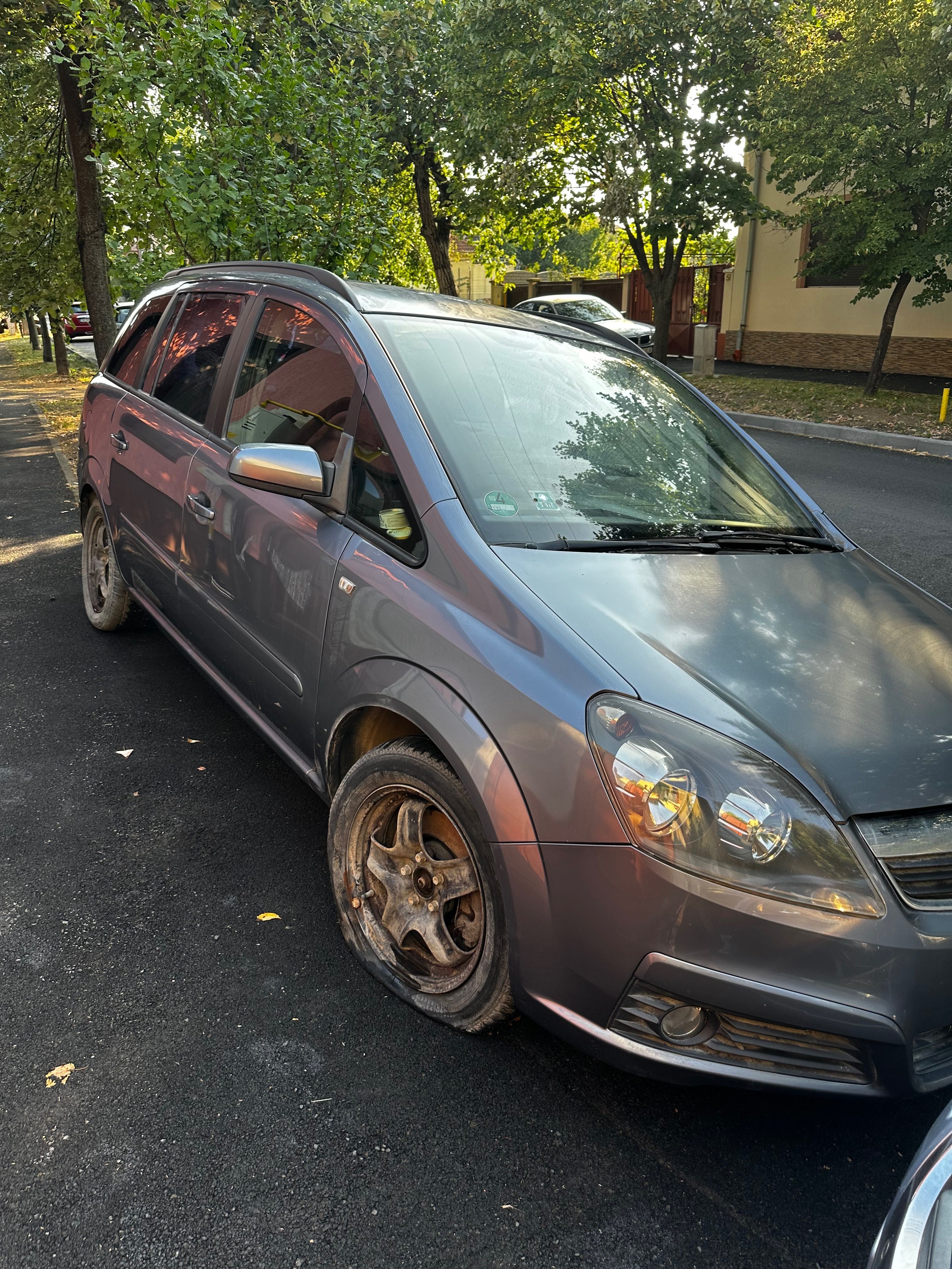 Vând Opel Zafira 1.7 cdti 2006