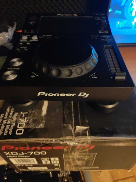 Pioneer XDJ 700 in conditie pristine  folosit f putin