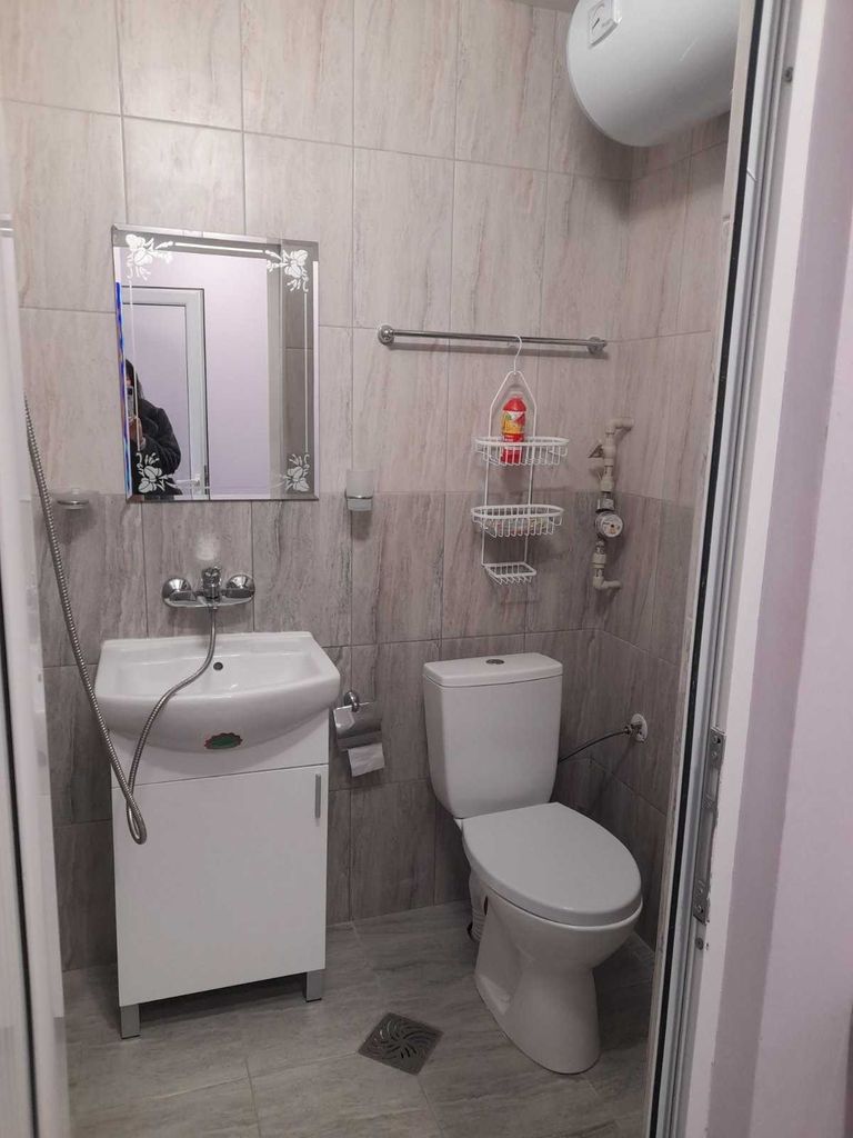 Дава се под наем Едностаен апартамент в Поморие - 30 кв.м за 175 € - Снимка #4